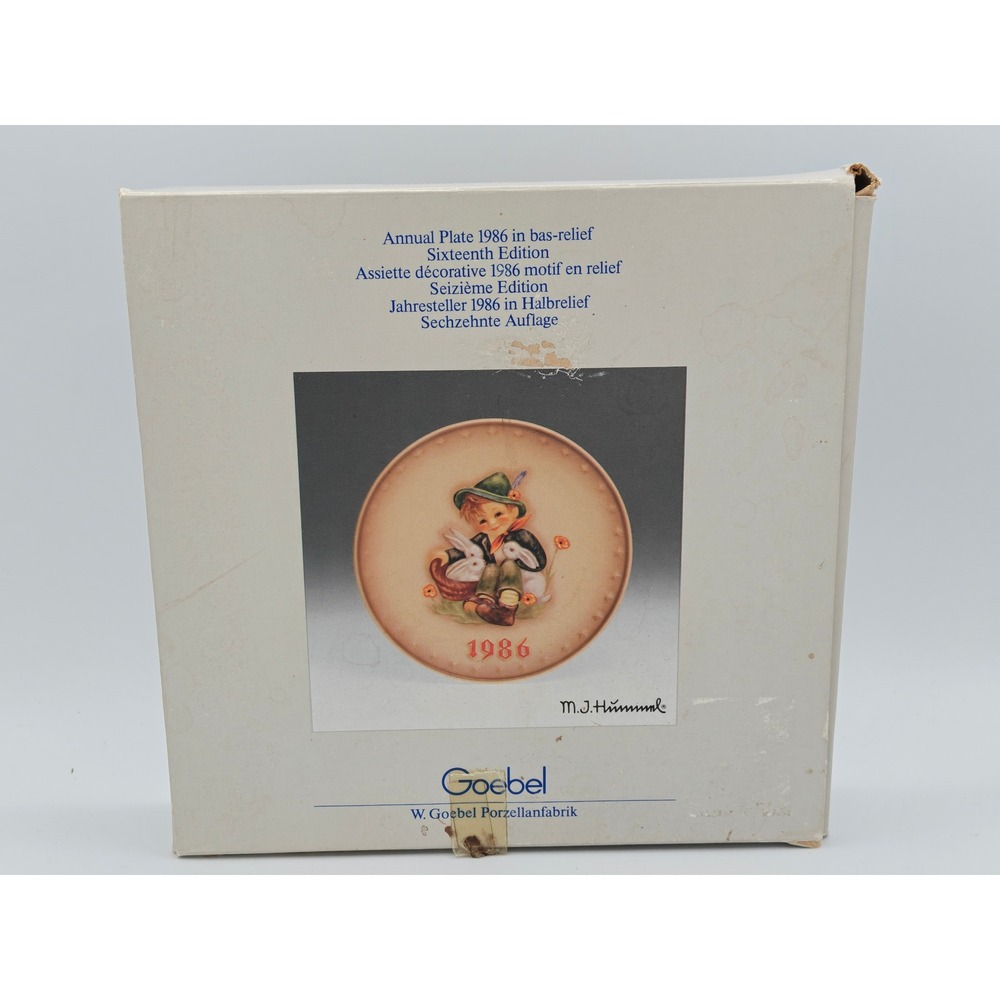 Goebel Hummel 1986 Annual Plate 16th Edition Playmates Boy Rabbits Hum 279 Box